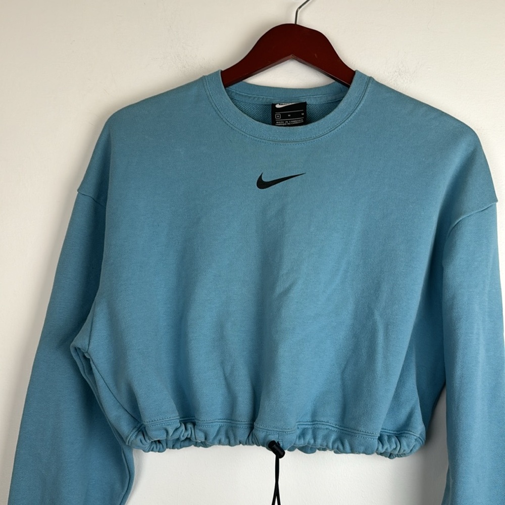 Nike Swoosh Crew Sweatshirt in Cerulea  Women's Blue Cropped Sz M - Picture 4 of 8